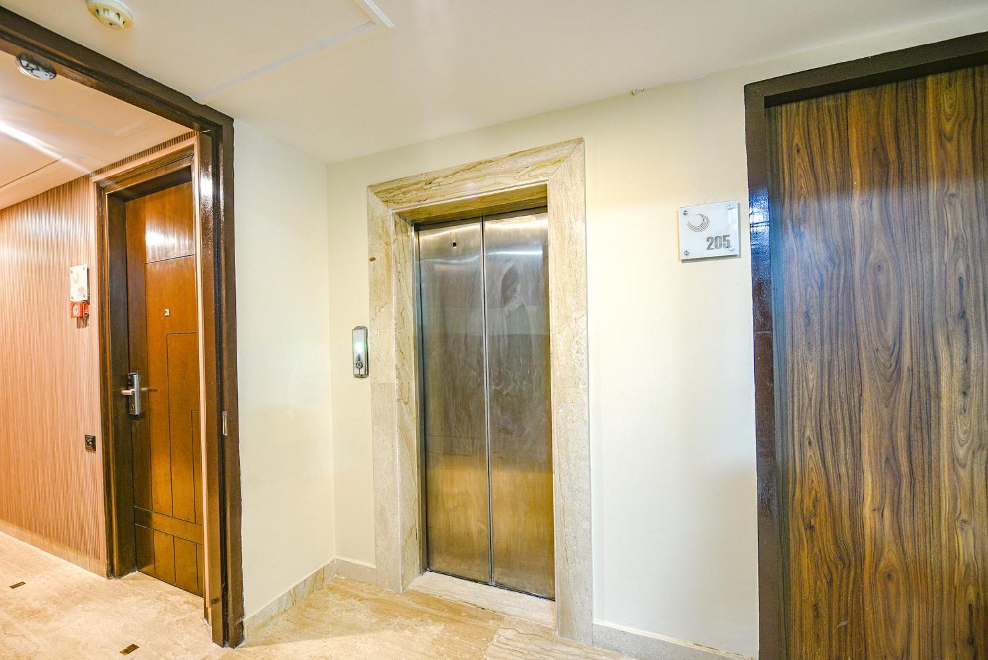 Fabhotel Aashraye Nuova Delhi Esterno foto