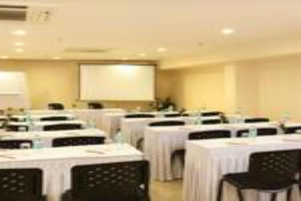 Fabhotel Aashraye Nuova Delhi Esterno foto